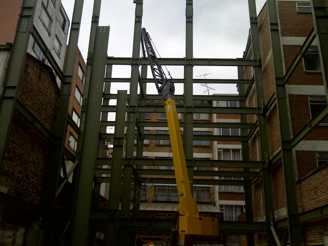 edificios-estructuras-metalicas-taesmet-17