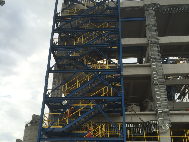 escaleras-estructuras-metalicas-taesmet-09