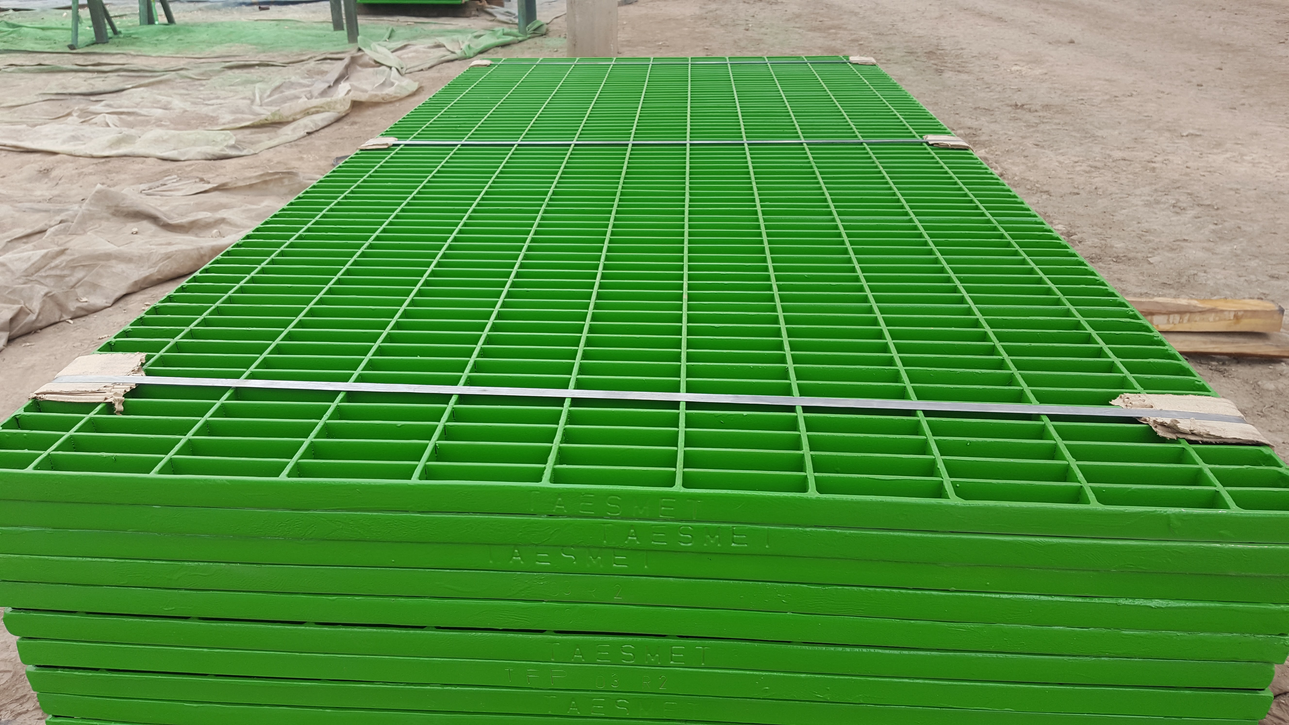 acabados-de-rejillas-metalicas-taesmet-02