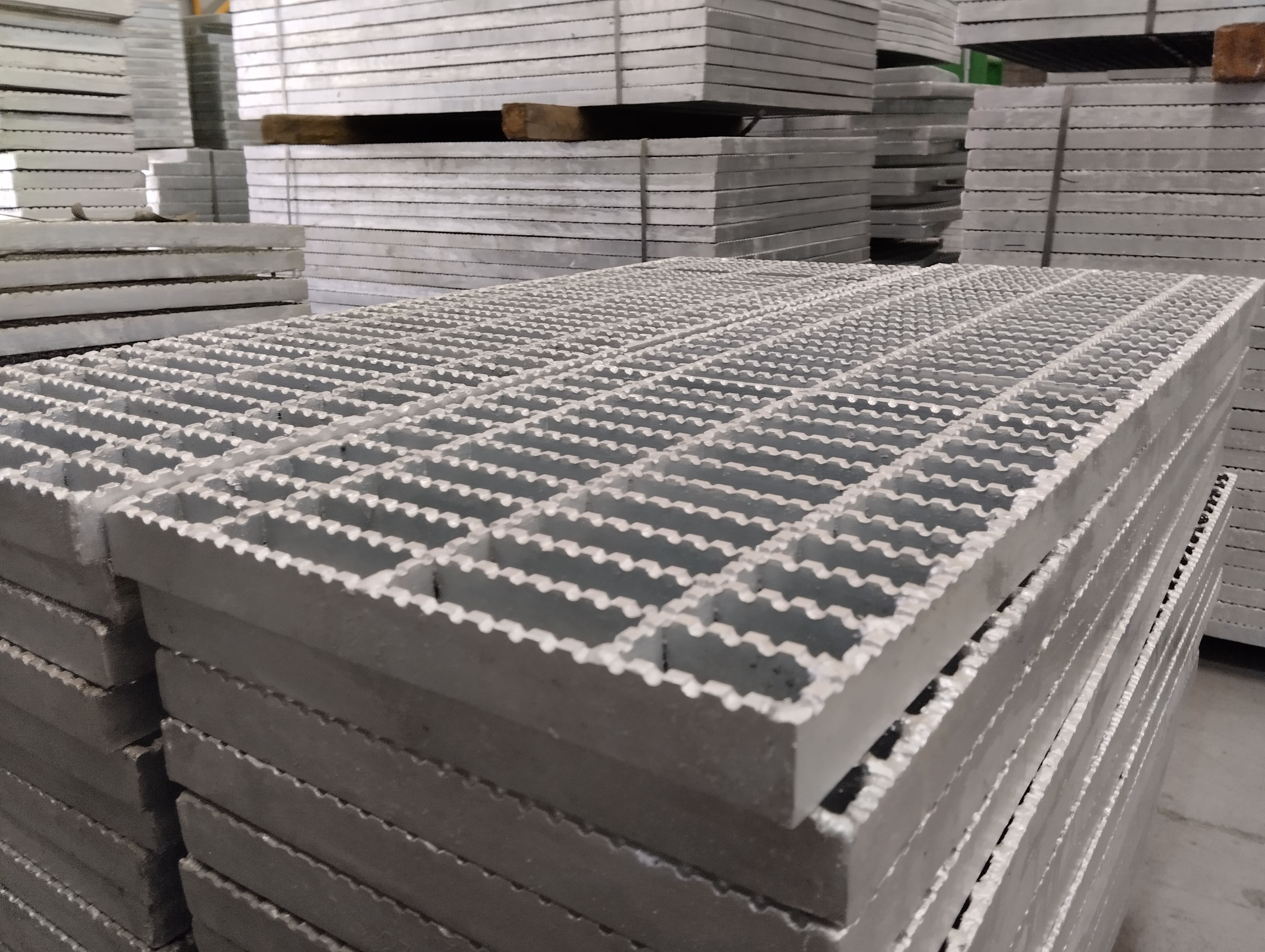 calidad-de-rejillas-metalicas-taesmet-01