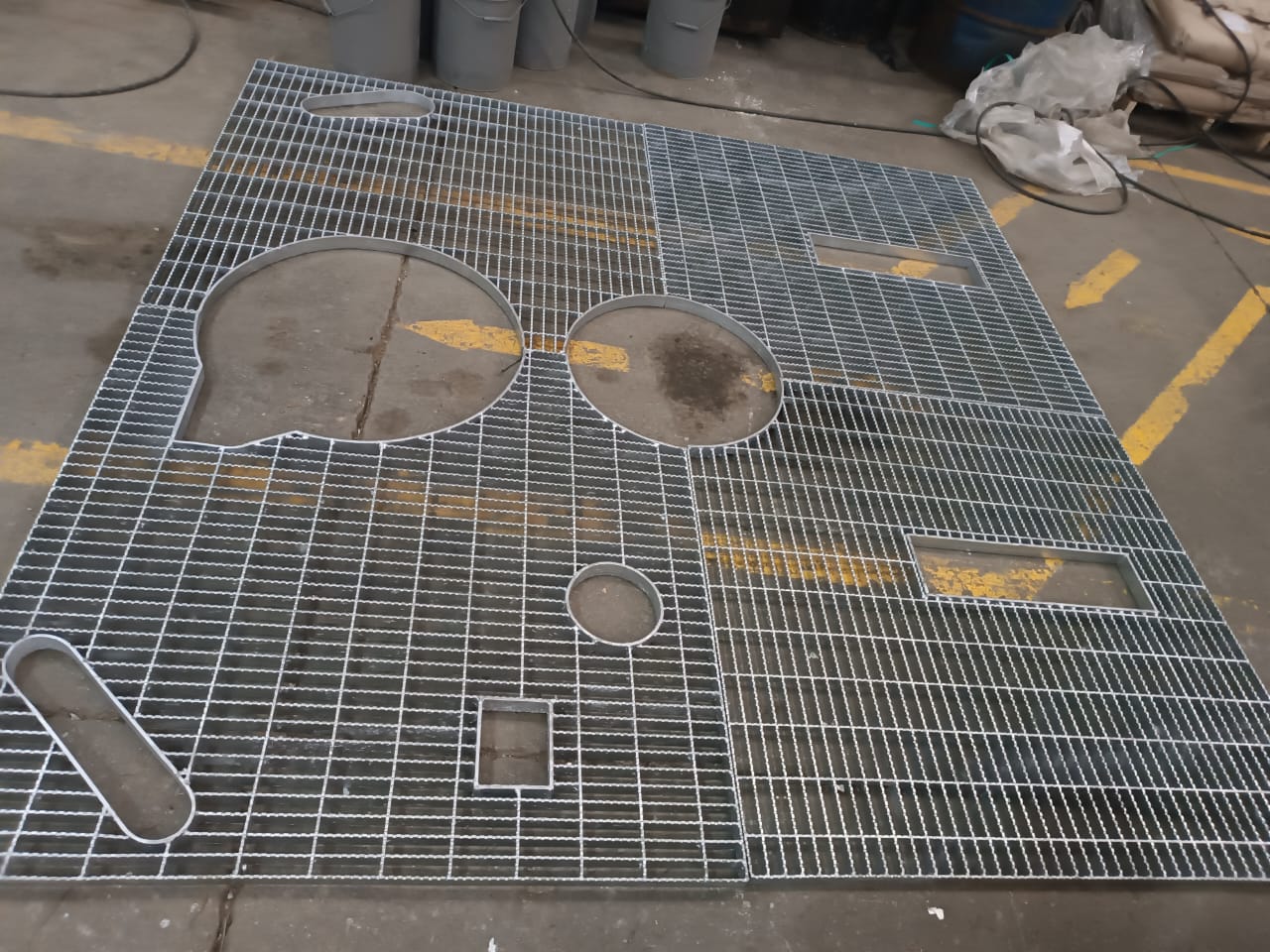 fabricacion-a-medida-de-rejillas-metalicas-taesmet-06