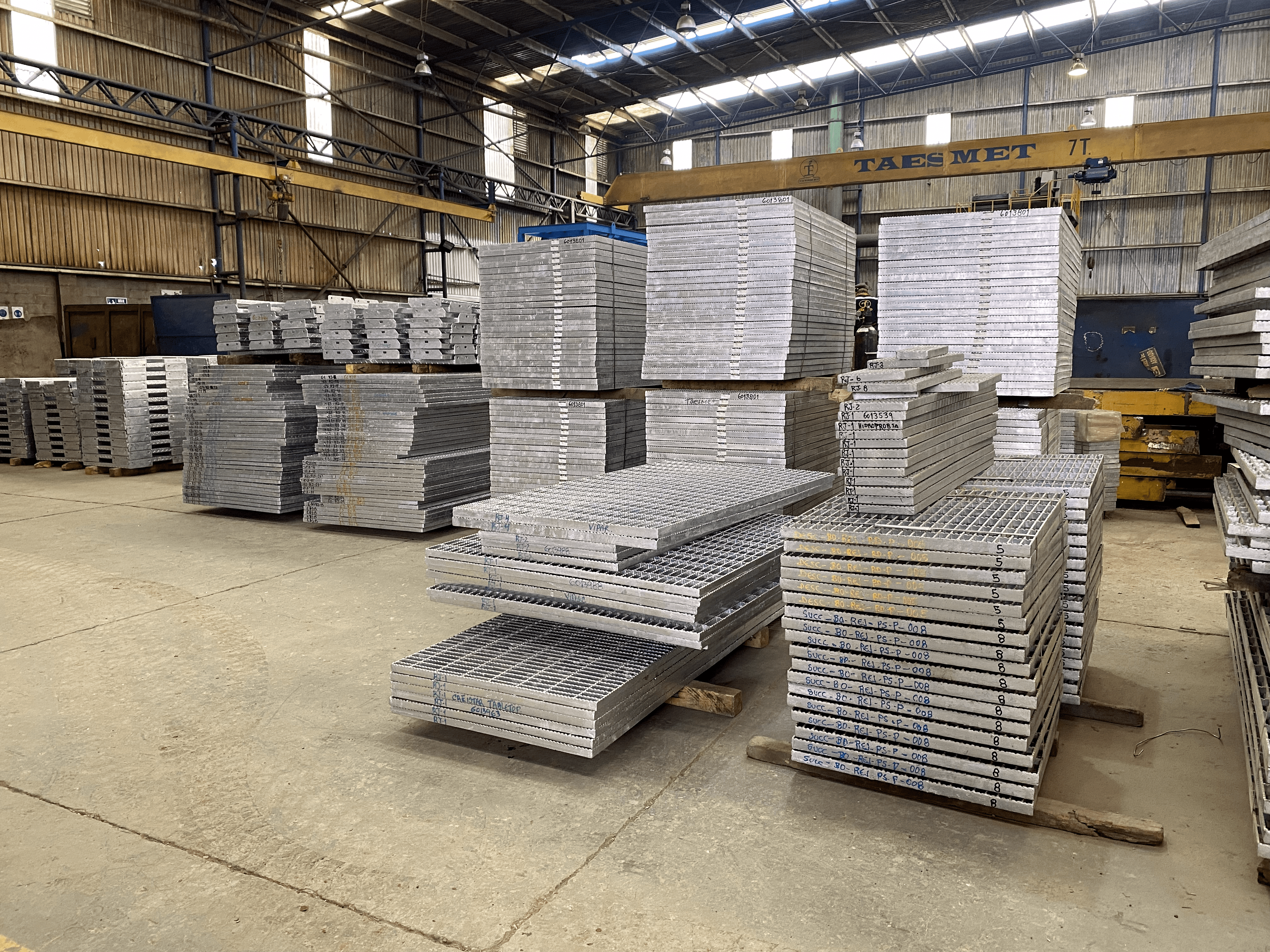 rejillas-metalicas-en-stock-taesmet-00